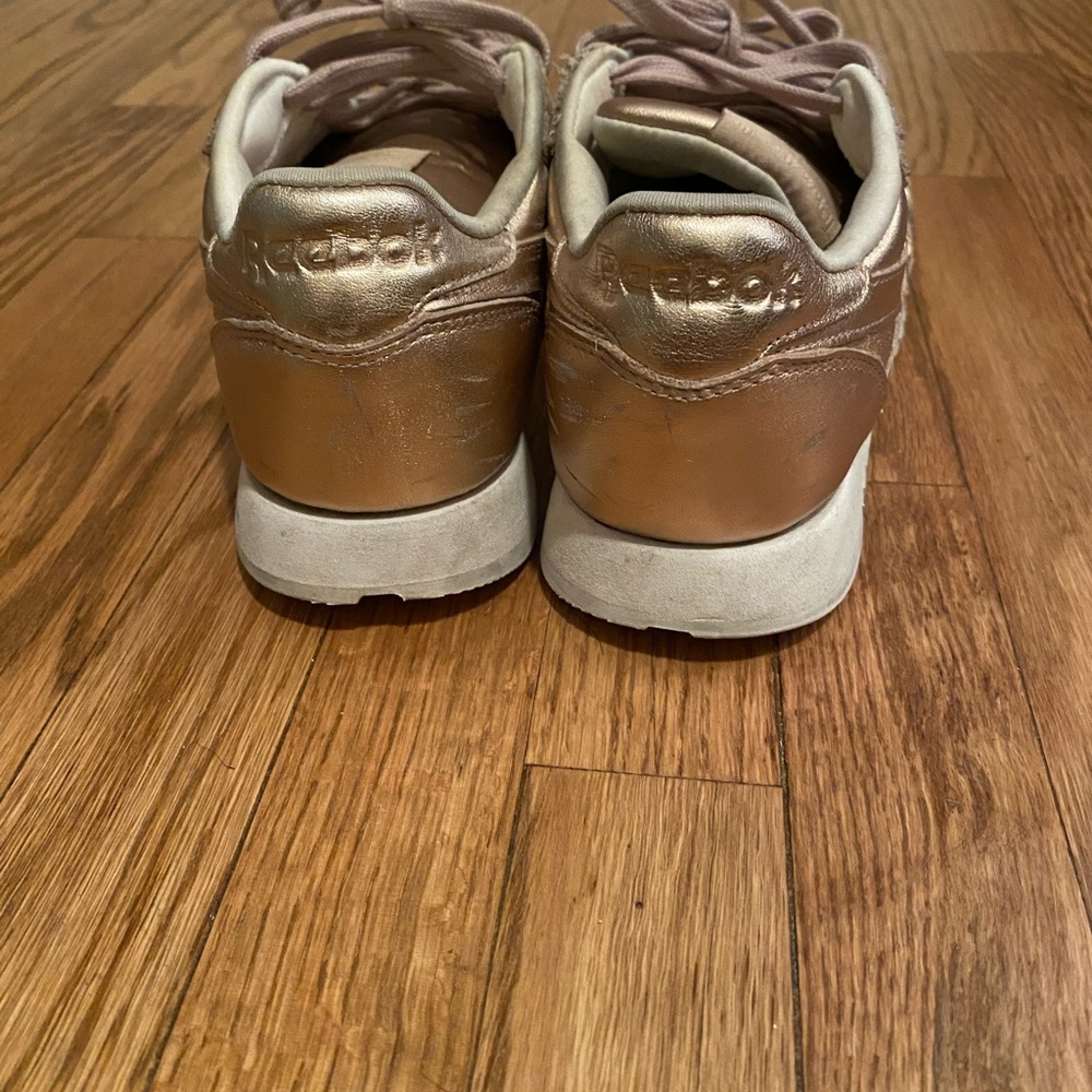Gold Reeboks - Picture 2 of 4